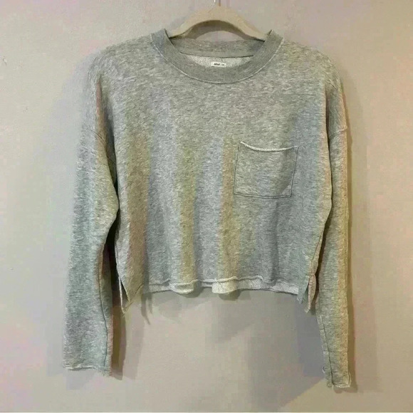 Aerie Cropped Grey Crewneck Pullover Sweater Women’s Size Small Gray Long Sleeve - Picture 2 of 4